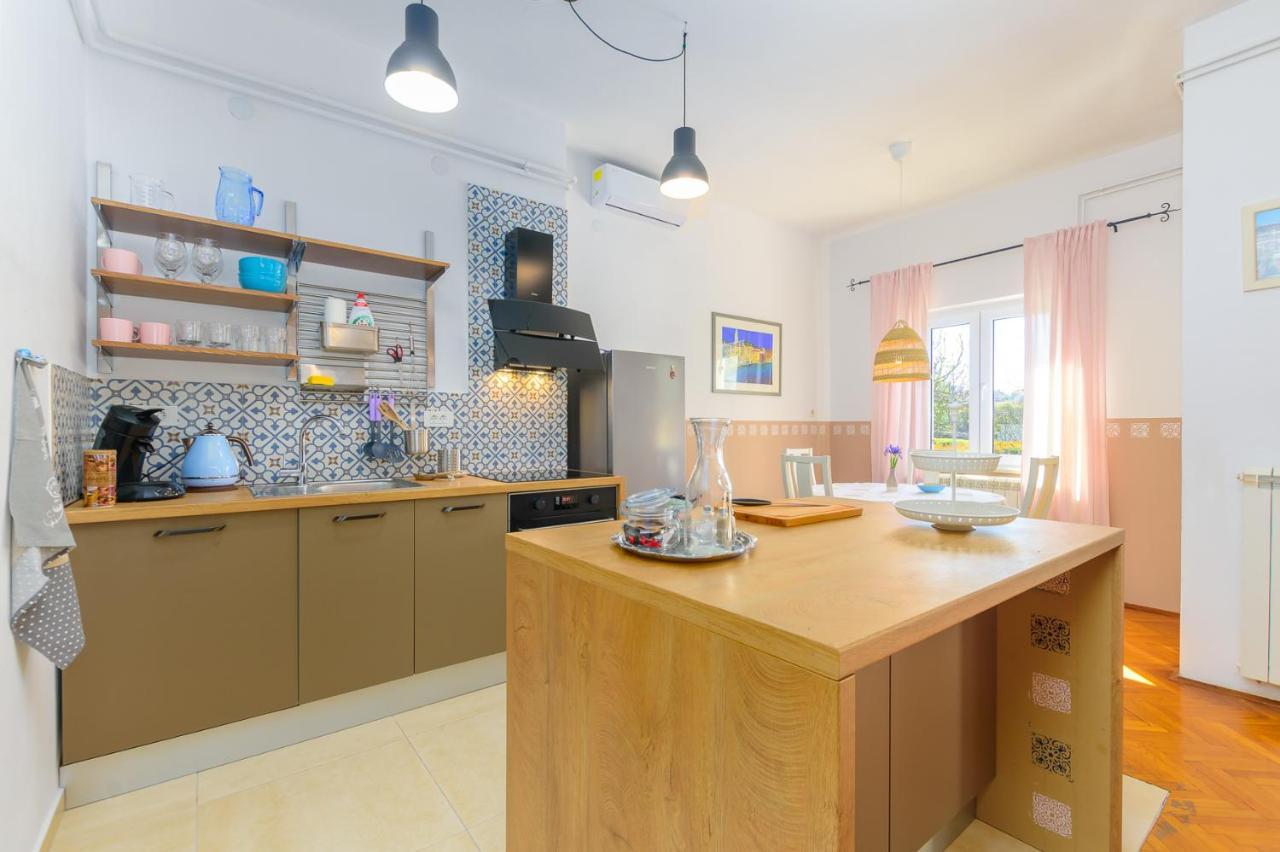 Apartment Macan, Beautiful Green Oasis Pula Zewnętrze zdjęcie